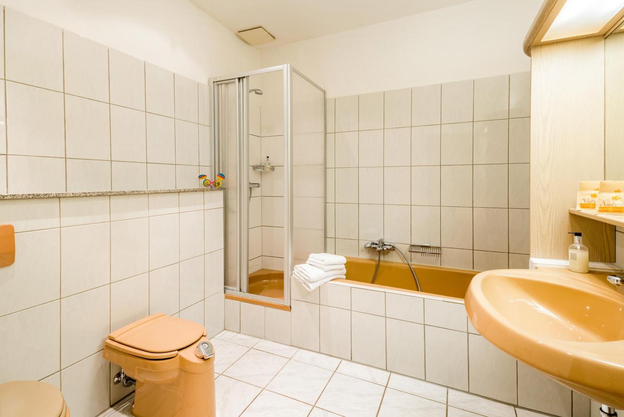 Airport Fashion Hotel Dusseldorf Ruang foto